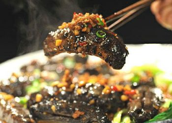 【中華美食】 蔥燒海參