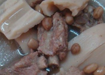 【中華美食】【小招粵味廚房 】花生蓮藕排骨湯