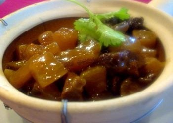 【中華美食】【小招粵味廚房】砂鍋蘿卜燜牛腩