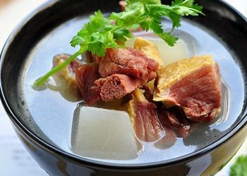 【中華美食】【小招粵味廚房】 臘鴨腿煲蘿卜