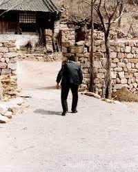 【慧思蘭心】 眼淚這么近，背影那么遠
