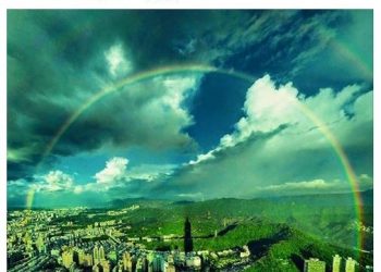 最美彩虹PK火燒雲 臺北的天空今天太美了！
