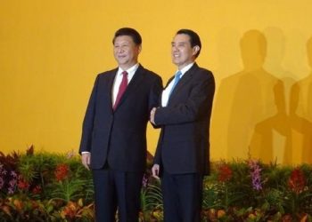 《唐人街》：“天下太平”