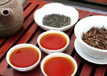 《唐人街》：“普洱茶”