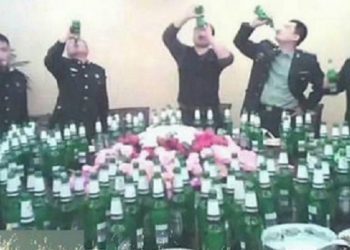 《唐人街》-“造假”