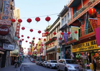 《唐人街》-“民主”
