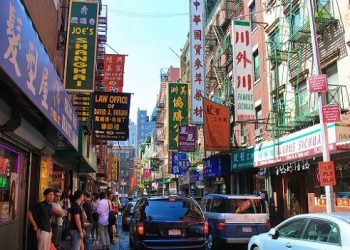 《唐人街》-“行得路多遇著鬼”