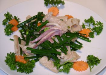 山藥瑤柱蒸蝦肉餅           西洋菜羅漢果陳腎豬展湯          韭菜花炒土魷魚