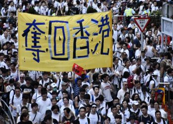 【講開又講】中共瘋狂抹黑香港的抗爭