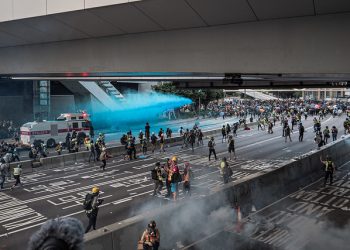 第358集_反送中故意阻撓警務人員指引