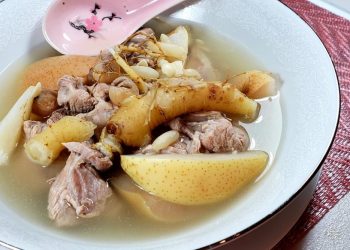 參麥雪梨豬踭湯      梅乾菜炆五花腩      素食腐皮扎蹄
