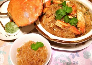 沙茶粉絲蟹煲    茶葉蛋    黑靈芝,黑木耳,雪耳,杞子,紅棗,瘦肉湯