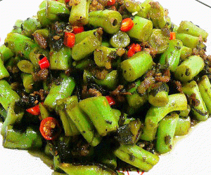 【中華美食】 欖菜肉碎四季豆