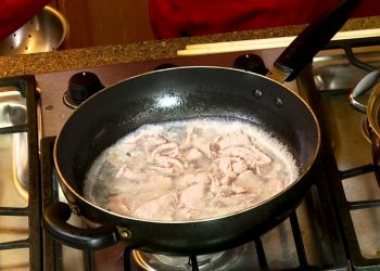 【視頻】絲瓜雲耳炒肉片