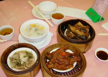 粤语小品《唐人街》 “间谍”