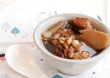 『粵』核桃茨實淮山豬骨湯