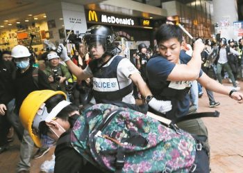 【烏龍茶餐廳】只有真普選先至可以阻止香港共產化