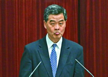 【烏龍茶餐廳】點解狼鷹對班學生咁涼薄