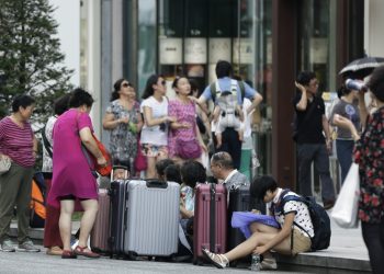 【烏龍茶餐廳】中國遊客塞爆日本