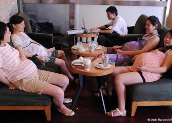 【烏龍茶餐廳】中國雙非孕婦趕極都仲有
