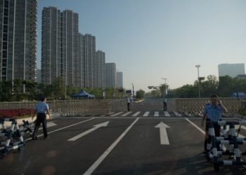 【烏龍茶餐廳】阿爺呢次又做假過檔啦