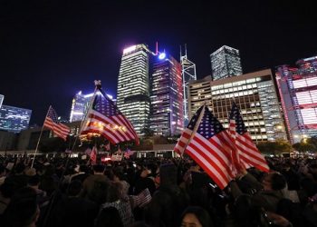 【粵講粵有理】 人權法正式生效，眾港官各自盤算後果