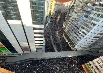 【粵講粵有理】香港在抗爭中堅強，在付出中成熟