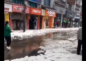 重庆、贵州等地出现雷电冰雹极端天气