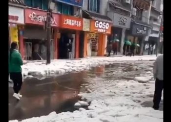 重慶、貴州等地出現雷電冰雹極端天氣（視頻）