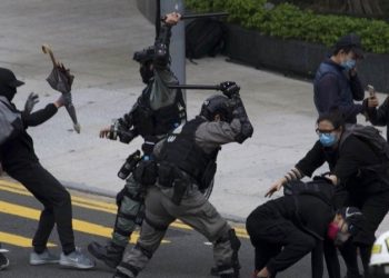 鎮壓「反送中」香港警隊榮譽不再 引發離職潮