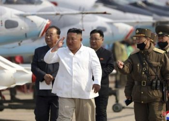日媒：随从染疫 金正恩于特殊别墅隔离并接受某种治疗