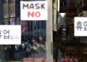 新一波疫情大爆發隨時來襲 韓國當局警告民衆勿掉以輕心