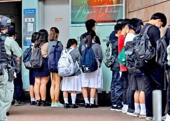 香港反國歌法二讀抗爭 656人被捕