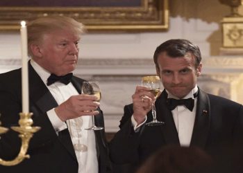 川普考慮在戴維營開G7面對面峯會 馬克龍爽快答應