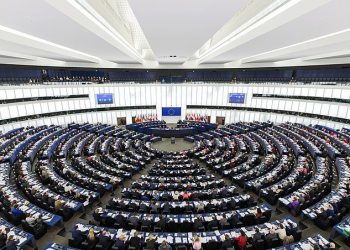 歐洲議會人民黨團主席：歐洲應實施暫阻中資收購歐洲企業的禁令