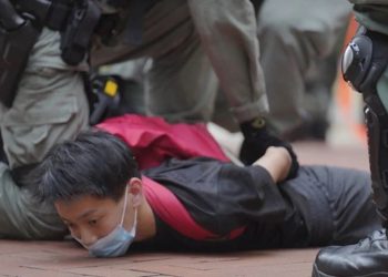 怒懟中共國安法 英擬修法爲港人取得公民權鋪路