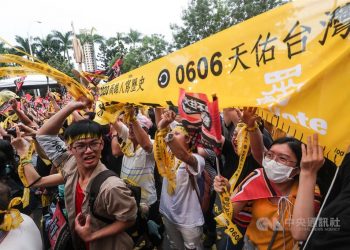 水能載舟亦覆舟 罷韓成功港議員讚歎臺灣民主