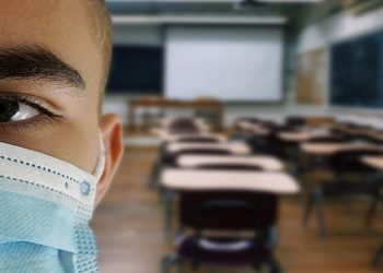 大學復課 強制學生下載接觸者追蹤APP引爭議