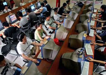 中共建牆企圖控制年輕人的思想 也可能加速他們“翻牆”
