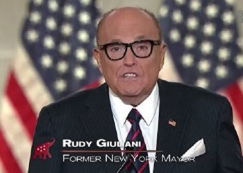 川普私人律師發推文只說一個詞：中共病毒！