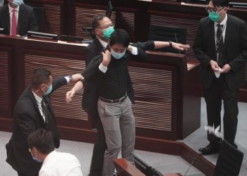 香港3民主派議員今早再度被捕 被指「妨礙國歌法審議」