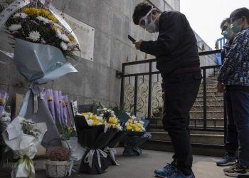 鍾南山說漏嘴？武漢地區危重症死亡率近40%