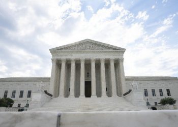 美最高法院出手！命賓州民主黨對選票逾期做出迴應