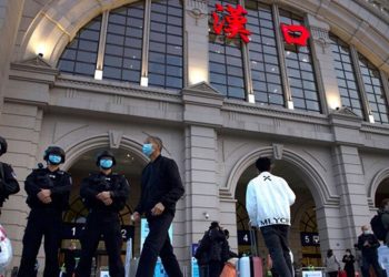 英媒記者赴雲南蝙蝠洞採訪遭監視 去路被堵只能放棄