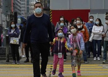 英國單日確診破5萬 逾20多國發現英國變種病毒