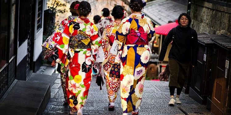 【中共病毒】日本發現全新冠狀變種病毒。圖為日本街道。(圖片來源:pixabay)