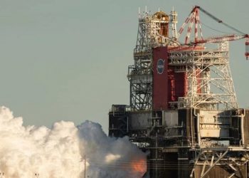 美國NASA登月火箭組件測試 引擎出故障