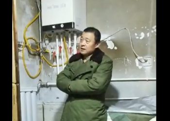 煤改氣版“可可托海牧羊人”在新年第一天火了（視頻）