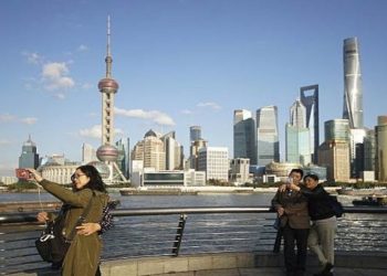 央企中國金茂預計淨利下滑50%