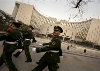 前人行官員：貨幣緊縮或戳破中國經濟泡沫